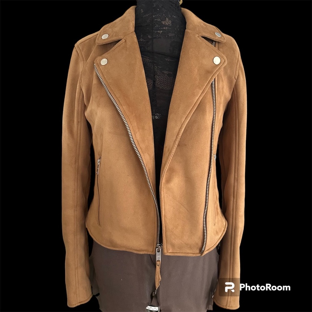 Abercrombie shortwaisted zipper buttersoft vegan suede Jacket Size M (fit Small)